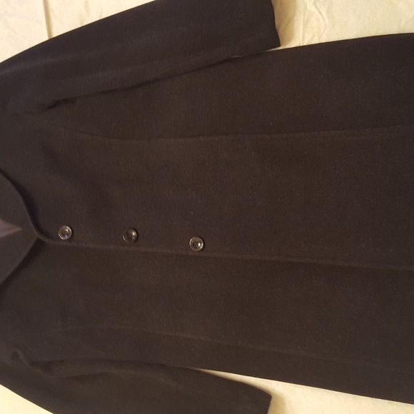 Women - Picture 5 of 8